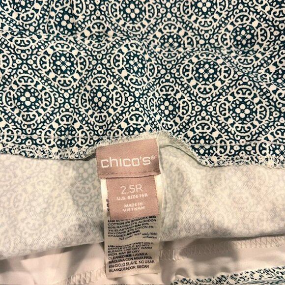 Chico's Green & White Pull On Dress Pants Size L/14 - Picture 8 of 8